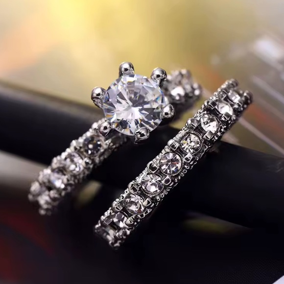 Silver Crystal Engagement Ring Set – Elegant Double Band Bridal 
Small size - Picture 9 of 15
